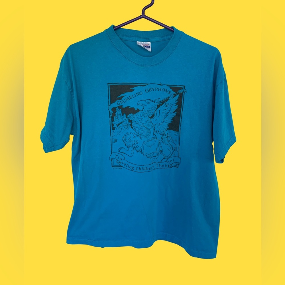 Vintage 1991 Theater graphic Tshirt size Large